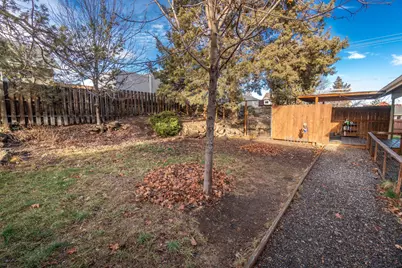 1511 SW 21st Place, Redmond, OR 97756 - Photo 13