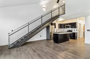 1441 NW 4th St, Redmond, OR 97756 - Photo 11