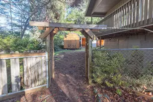 301 Canyon Dr, Grants Pass, OR 97527 - Photo 37