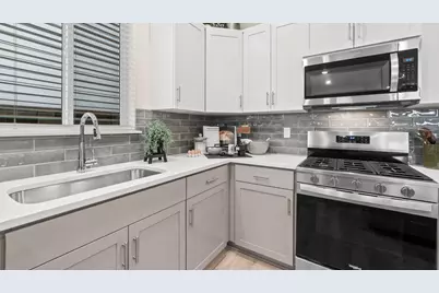 21228 SE Pelee Drive, Bend, OR 97702 - Photo 13