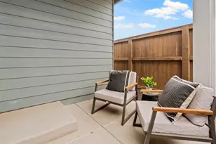 21228 SE Pelee Dr, Bend, OR 97702 - Photo 27