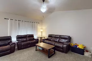 1821 SW I St, Grants Pass, OR 97526 - Photo 9