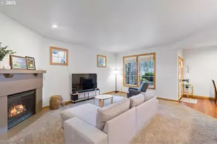 109 SW Taft Ave, Bend, OR 97702 - Photo 7