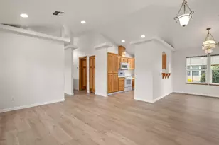 913 Schaefers Ln, Grants Pass, OR 97526 - Photo 7