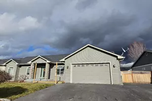 6405 Ventura Dr, Klamath Falls, OR 97603 - Photo 3