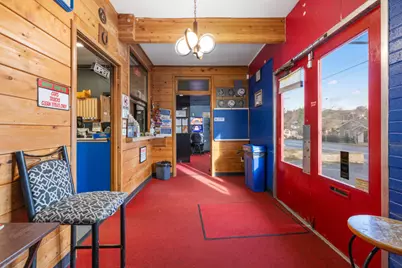 1414 Oregon Avenue, Klamath Falls, OR 97601 - Photo 9