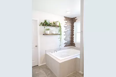 20632 Kira Drive, Bend, OR 97702 - Photo 11