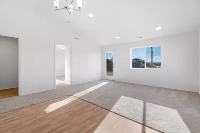 891 SE Starview Avenue Lot #24, Madras, OR 97741 - Photo 13