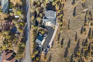 750 NE Wyoming Dr, Prineville, OR 97754 - Photo 5