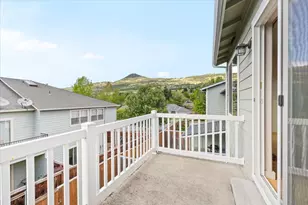 237 Dunthorpe Dr, Medford, OR 97504 - Photo 23