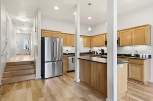 237 Dunthorpe Dr, Medford, OR 97504 - Photo 15