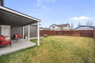 1320 NE 3rd St, Redmond, OR 97756 - Photo 31
