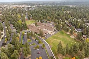 19671 Hollygrape St, Bend, OR 97702 - Photo 35