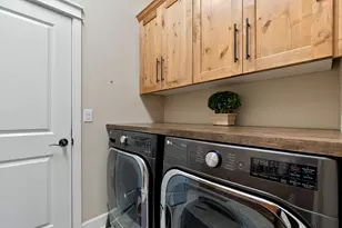 2631 NW Boulder Ridge Loop, Bend, OR 97703 - Photo 29