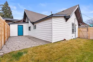 145 NW Jefferson Pl, Bend, OR 97703 - Photo 35