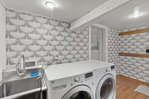 145 NW Jefferson Pl, Bend, OR 97703 - Photo 33