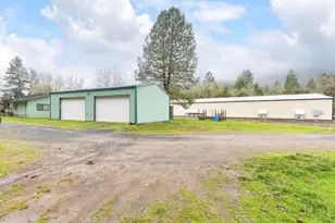 [Address not provided], Selma, OR 97538 - Photo 33