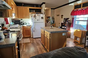 185 NW Harwood St, Prineville, OR 97754 - Photo 9