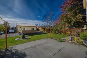 2424 SW Pumice Ave, Redmond, OR 97756 - Photo 33