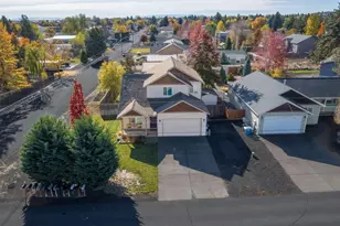 2424 SW Pumice Ave, Redmond, OR 97756 - Photo 3