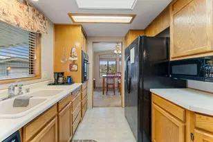 183 Kingsley Dr, Grants Pass, OR 97526 - Photo 13