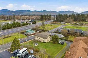 3095 Canal Ave, Grants Pass, OR 97527 - Photo 1