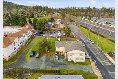 3095 Canal Avenue, Grants Pass, OR 97527 - Photo 7