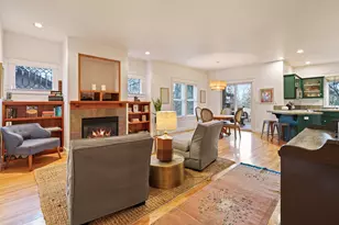 250 NW 17th St, Bend, OR 97703 - Photo 13