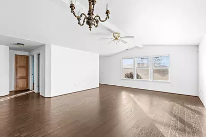 2324 Maple Park Drive, Medford, OR 97501 - Photo 9