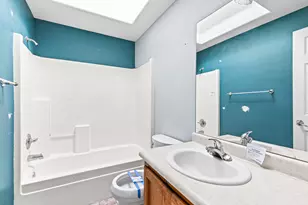 2324 Maple Park Dr, Medford, OR 97501 - Photo 25