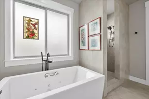 60873 SW Headwaters Loop, Bend, OR 97702 - Photo 45