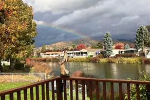 405 Currie Ln, Grants Pass, OR 97526 - Photo 1