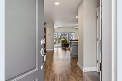 660 NW 26th Street, Redmond, OR 97756 - Photo 3