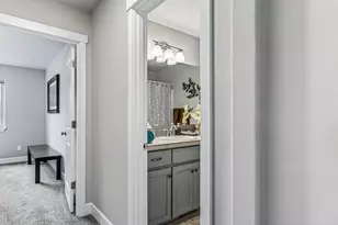 660 NW 26th St, Redmond, OR 97756 - Photo 27