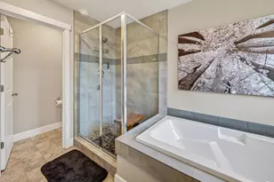 660 NW 26th St, Redmond, OR 97756 - Photo 23