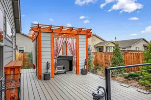 660 NW 26th St, Redmond, OR 97756 - Photo 33