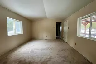 16011 Sparks Dr, La Pine, OR 97739 - Photo 9