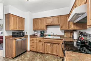 925 Winchester Ave, Medford, OR 97501 - Photo 15