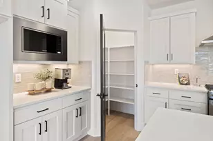 61170 SE Berkshire Wy, Bend, OR 97702 - Photo 21