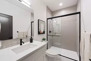 61170 SE Berkshire Wy, Bend, OR 97702 - Photo 9