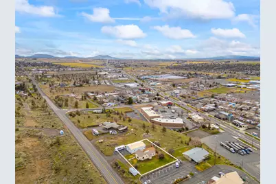 1030 S Adams Drive, Madras, OR 97741 - Photo 41