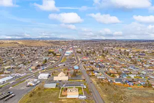 1030 S Adams Dr, Madras, OR 97741 - Photo 45