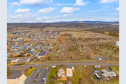 1030 S Adams Drive, Madras, OR 97741 - Photo 37