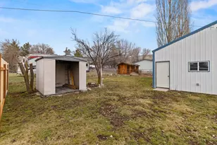 2101 Ogden St, Klamath Falls, OR 97603 - Photo 37