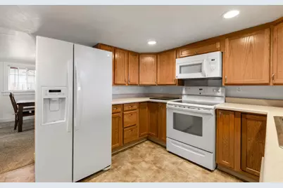 2101 Ogden Street, Klamath Falls, OR 97603 - Photo 9