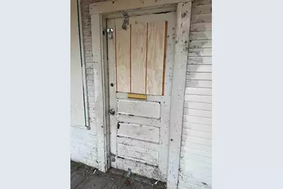 519 NW D Street, Grants Pass, OR 97526 - Photo 5