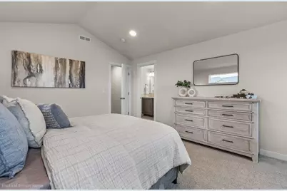 3520 NW 7th Street, Redmond, OR 97756 - Photo 9