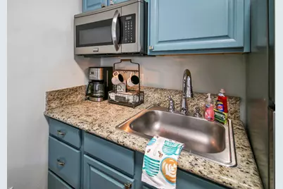 175 E E Street, Jacksonville, OR 97530 - Photo 15