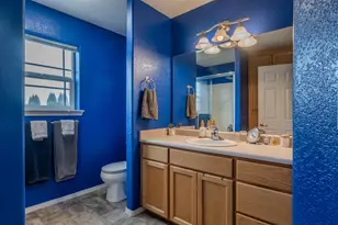 418 Phoenix Hills Dr, Phoenix, OR 97535 - Photo 19