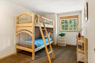 57785 Mt Rainier Ln, Sunriver, OR 97707 - Photo 19